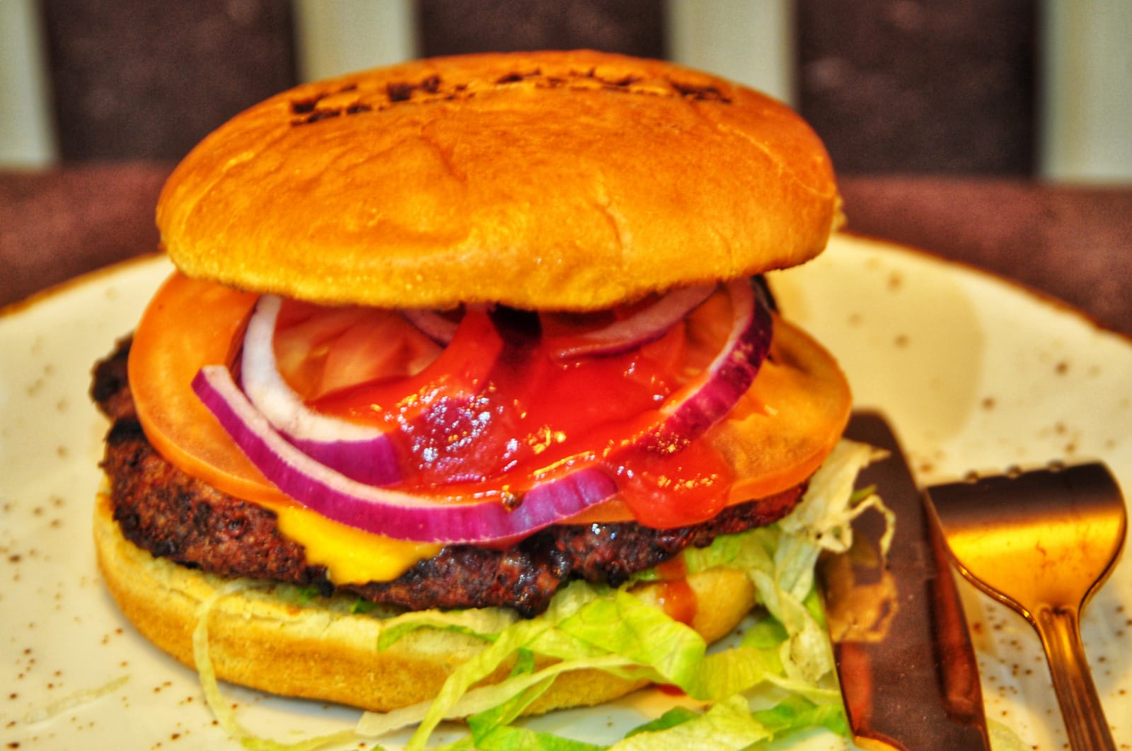 Classic Cheese Burger Meal