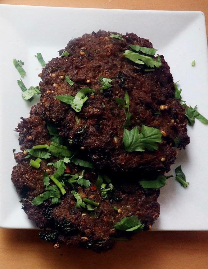 2 Charsi Chapli Kebabs