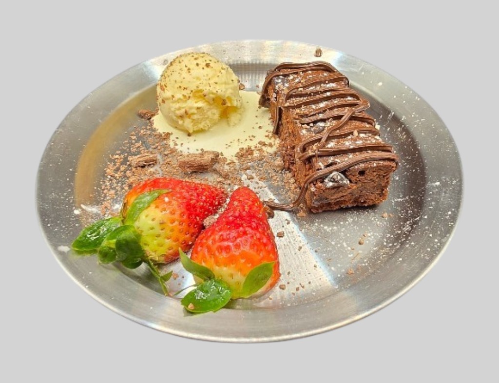 Brownie With Ice Cream