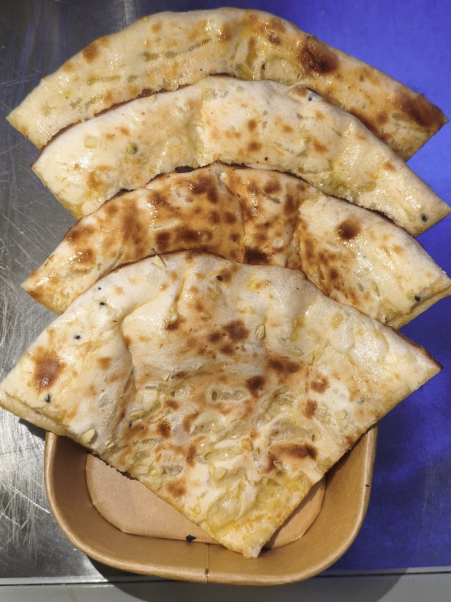 Garlic N Cheese Nan 